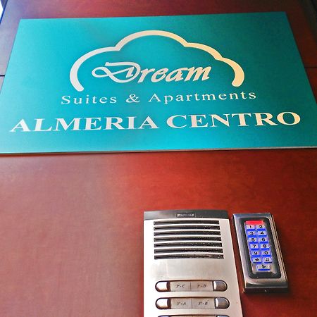 Dream Suites And Apartments Almeria Centro Екстериор снимка