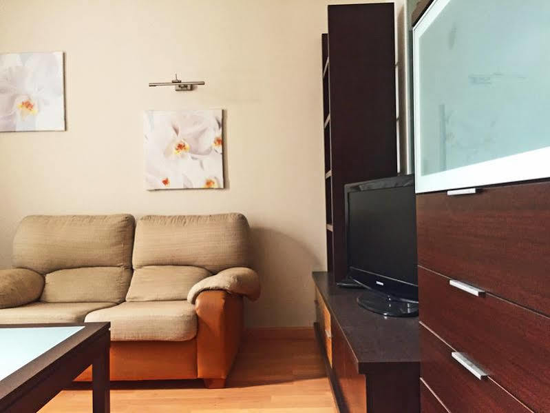 Dream Suites And Apartments Almeria Centro Екстериор снимка