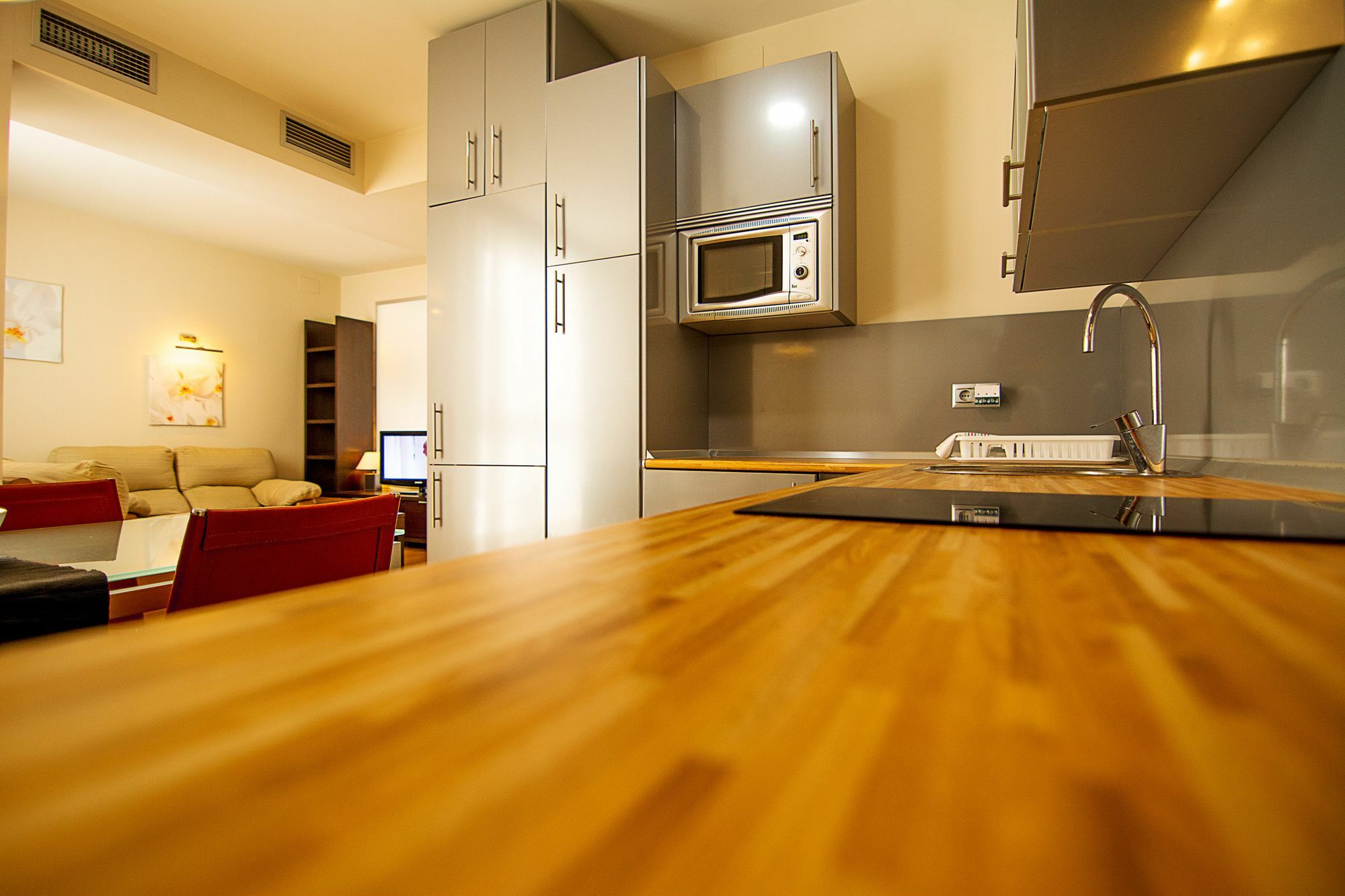 Dream Suites And Apartments Almeria Centro Екстериор снимка